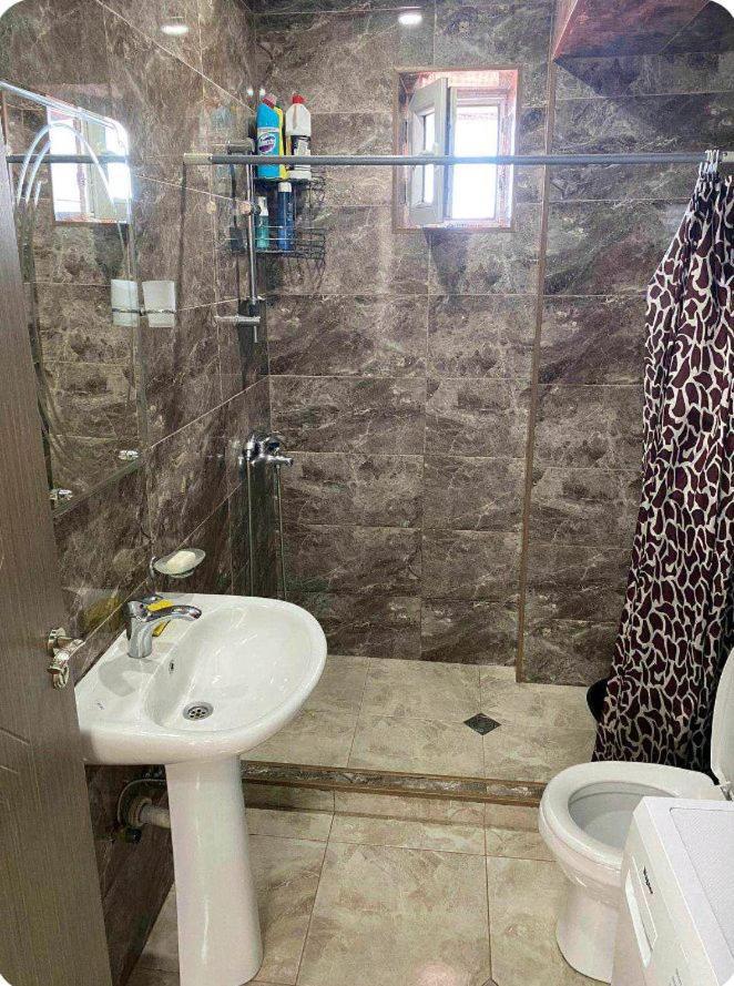 Apartament With Sea View Apartment Батуми Стая снимка